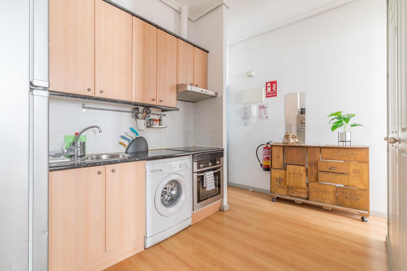 Apartamentos Fucar Madrid Eksteriør bilde