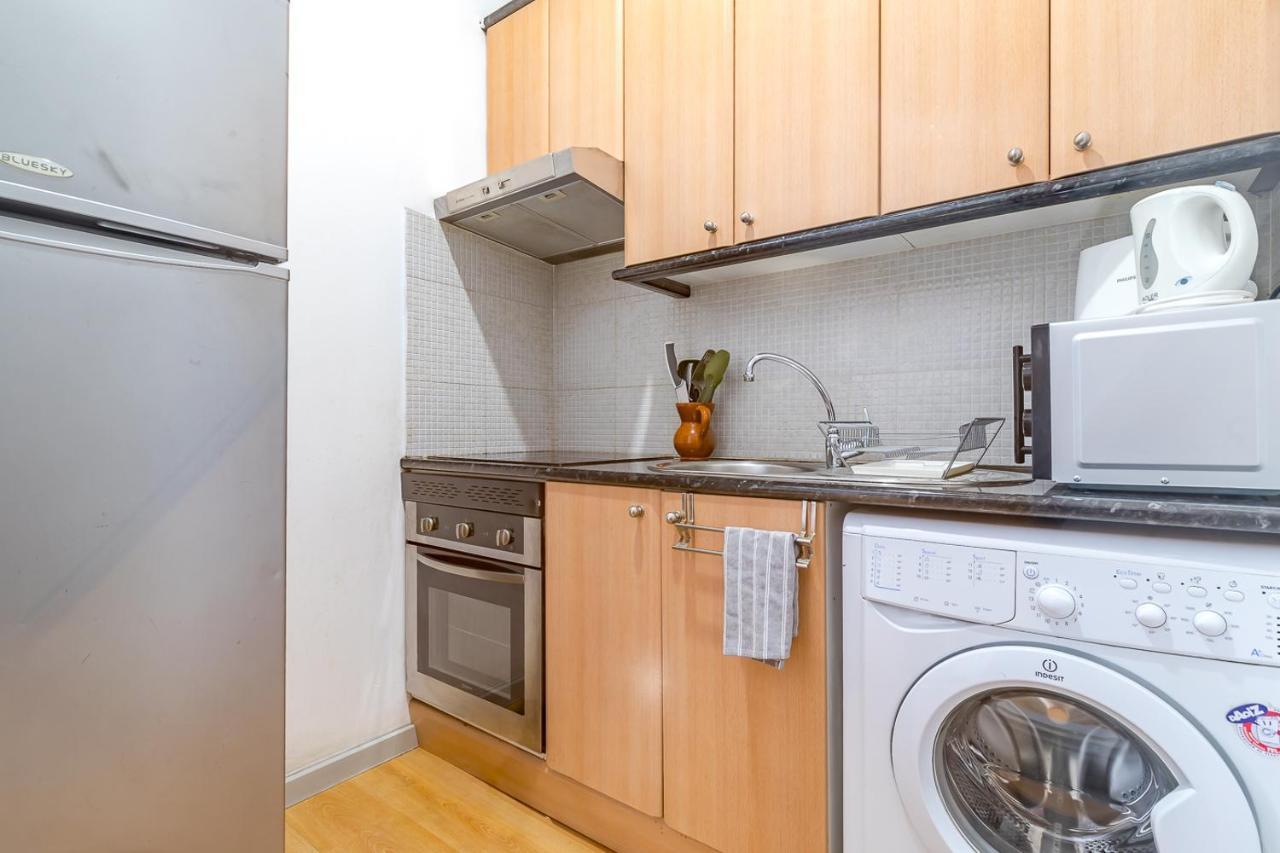Apartamentos Fucar Madrid Eksteriør bilde